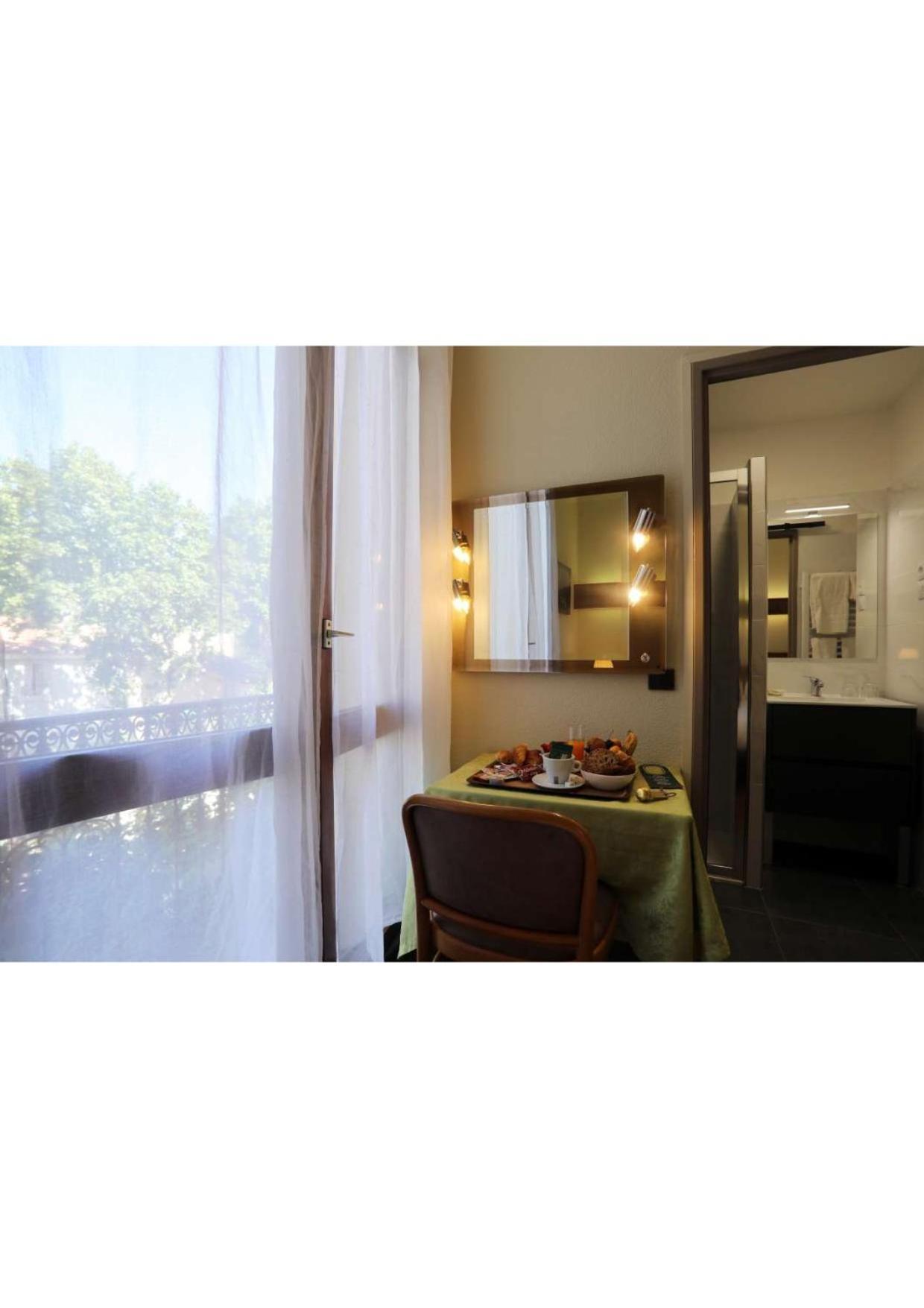 Hotel Belleville Lamalou-les-Bains Exterior photo
